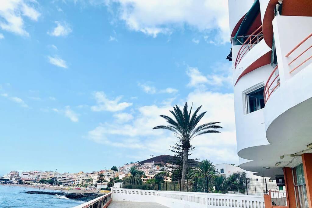 Theatre Box: Ocean Balcony & Stairs To The Sea Apartment Arona  Exterior foto