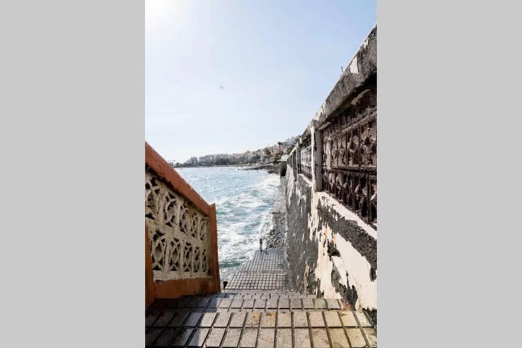 Theatre Box: Ocean Balcony & Stairs To The Sea Apartment Arona  Exterior foto